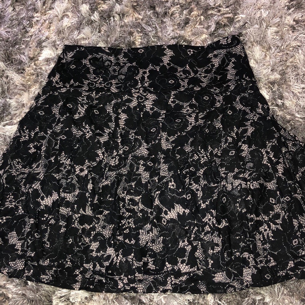 INC ruffled skirt